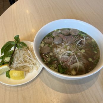 Little Vietnamese Bistro - rare beef and beef balls noodle soup - Vietnamese Near Me - San Bruno, California Little Vietnamese Bistro - rare beef and beef balls noodle soup - Vietnamese Near Me - San Bruno, California