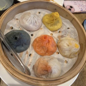 Zen Dumpling - Xiao long bao flight - Soup Near Me - Jacksonville, Florida Zen Dumpling - Xiao long bao flight - Soup Near Me - Jacksonville, Florida
