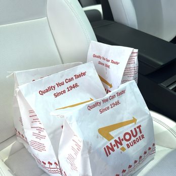 In-N-Out Burger - Fast Food Near Me - Signal Hill, California In-N-Out Burger - Fast Food Near Me - Signal Hill, California