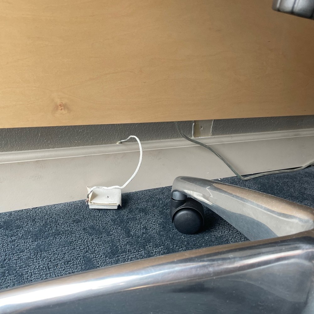 DoubleTree by Hilton Chico - Broken cords everywhere - Hotels Near Me - Chico, California