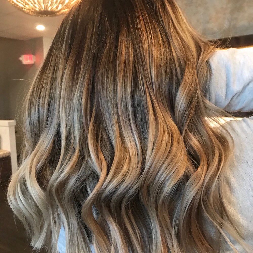 Caroline's Salon - Hair Salons Near Me - Lafayette, California