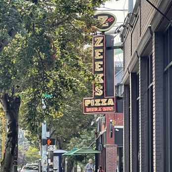 Zeeks Pizza - Pizza Near Me - Seattle, Washington Zeeks Pizza - Pizza Near Me - Seattle, Washington