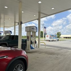 Handi-Mart 7 - Gas