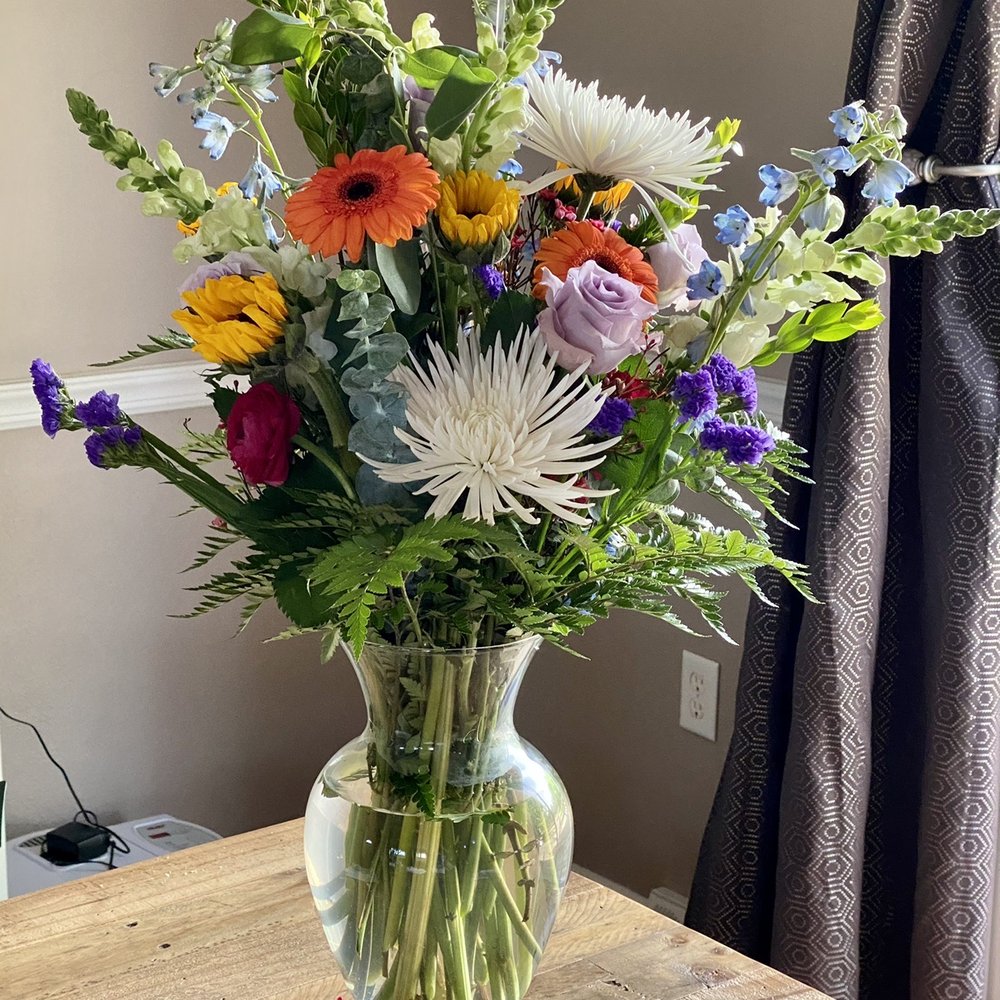 Stems by Allison - Birthday bouquet - Florists Near Me - Chillicothe, Illinois Stems by Allison - Birthday bouquet - Florists Near Me - Chillicothe, Illinois