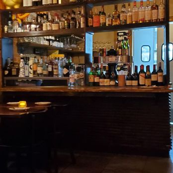 Laut - Thai Near Me - New York, New York