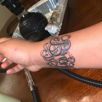 Planet New York Tattoo - The after result of what I didn't want. Looks like scribbles and the lines aren't even straight . - Tattoo Near Me - Poughkeepsie, New York Planet New York Tattoo - The after result of what I didn't want. Looks like scribbles and the lines aren't even straight . - Tattoo Near Me - Poughkeepsie, New York