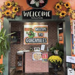 Guacamoles Bar & Grill