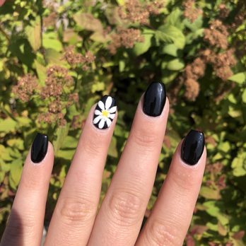Paradise Nails and Spa - Nail Salons Near Me - Zephyr Cove, Nevada
