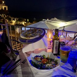 Skipper - Flatbread (complimentary, good and large) and salad