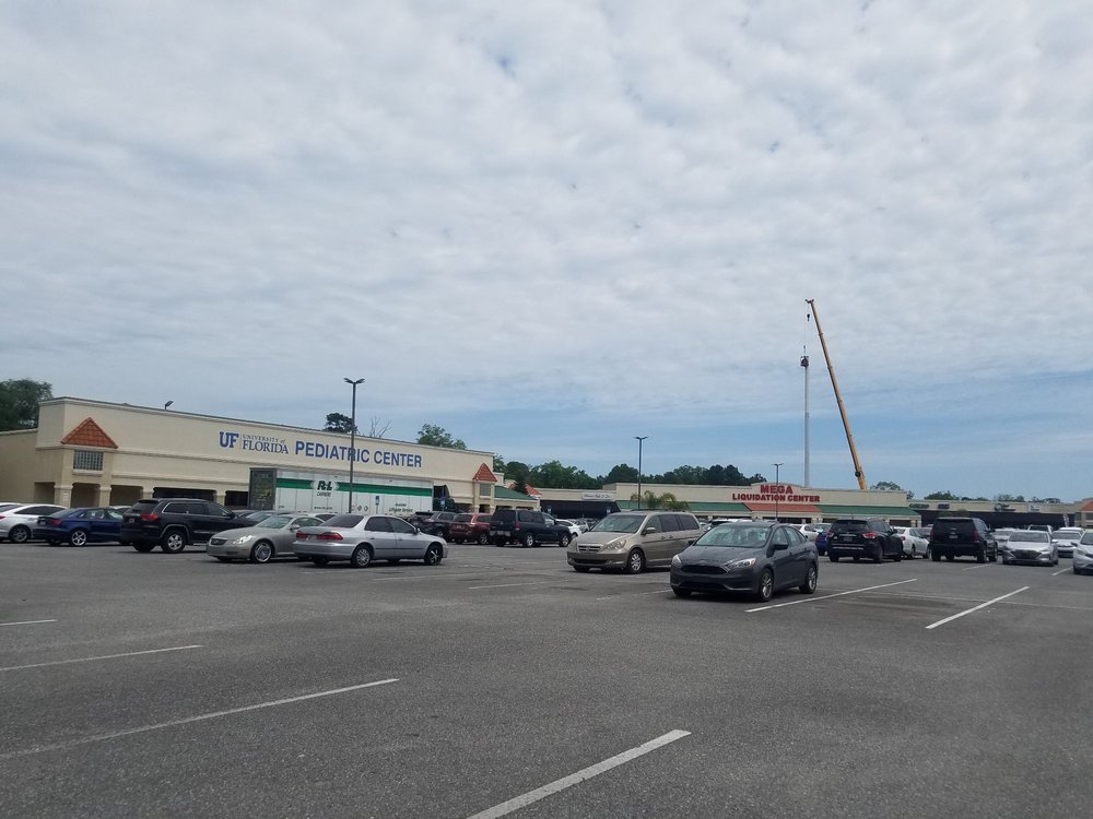 DUPONT STATION SHOPPING CENTER Updated October 2024 6271 St