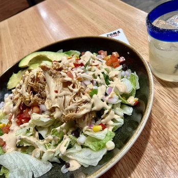 Zona Cocina - Southwest salad - add Tinga chicken + Margarita - Mexican Near Me - St Paul, Minnesota Zona Cocina - Southwest salad - add Tinga chicken + Margarita - Mexican Near Me - St Paul, Minnesota