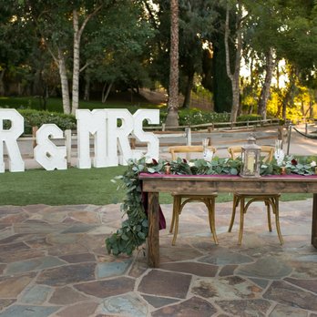Hidalgo Flowers - Sweetheart Table from wedding on 10/4/18 - Florists Near Me - Vista, California Hidalgo Flowers - Sweetheart Table from wedding on 10/4/18 - Florists Near Me - Vista, California