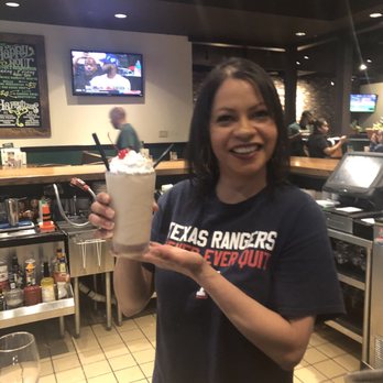 Snuffer's Restaurant & Bar - Abi with a Maker's Mark Milkshake - American Near Me - Richardson, Texas