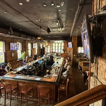 Upstream Brewing - Bars Near Me - Omaha, Nebraska