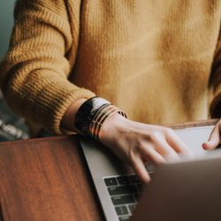 Keridwyn Deller Hypnotherapy - Hypnotherapy works great online! I've been seeing clients in-person since 2017 and online since 2018.