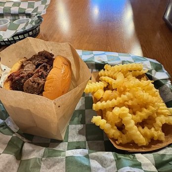 Tropical Smokehouse - Brisket sandwich - Smokehouse Near Me - Delray Beach, Florida Tropical Smokehouse - Brisket sandwich - Smokehouse Near Me - Delray Beach, Florida