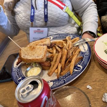Founding Farmers & Distillers - Breakfast & Brunch Near Me - Washington, DC, District of Columbia Founding Farmers & Distillers - Breakfast & Brunch Near Me - Washington, DC, District of Columbia