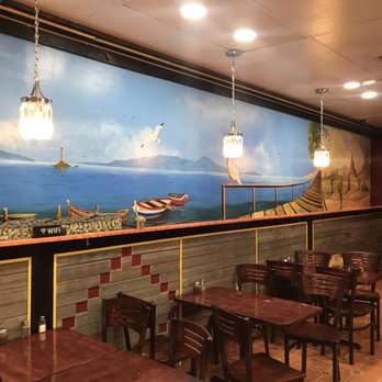 Quebobs Restaurant - Inside seating - Mediterranean Near Me - Los Angeles, California