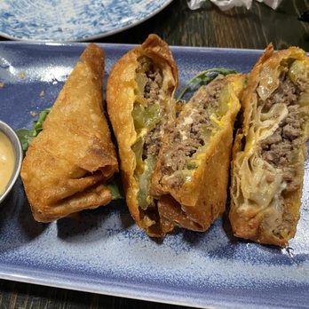 BLVD Grille - Gaming, Celler, & Cocktails - Cheeseburger egg rolls - Wine Bars Near Me - Henderson, Nevada BLVD Grille - Gaming, Celler, & Cocktails - Cheeseburger egg rolls - Wine Bars Near Me - Henderson, Nevada