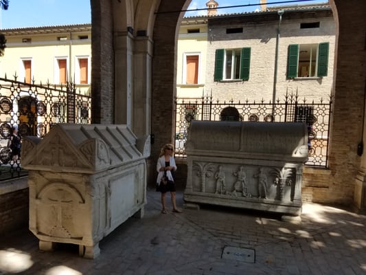 Dante's Tomb by null