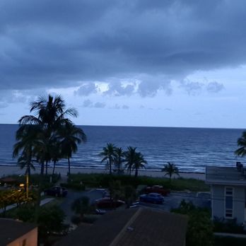Hollywood Beach - Beaches Near Me - Hollywood, Florida