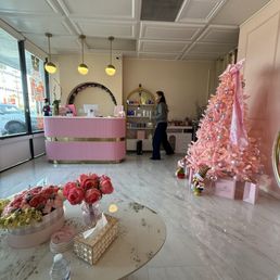 Sitting area of shop.