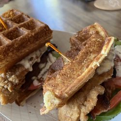 A Waffle Miracle - Bird meets Pig