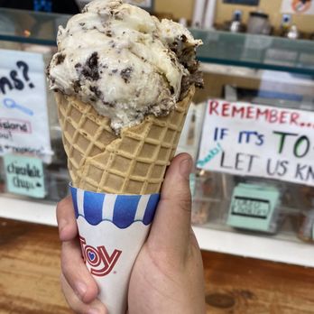 White Mountain Creamery - Ice Cream & Frozen Yogurt Near Me - Chestnut Hill, Massachusetts White Mountain Creamery - Ice Cream & Frozen Yogurt Near Me - Chestnut Hill, Massachusetts