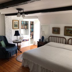 Mill Pond House Bed & Breakfast