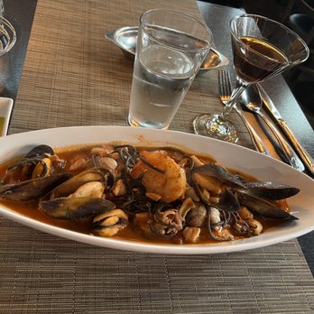 Trattoria 360 - Tagliolini Neri Alla Pescatore (squid ink pasta) - Italian Near Me - Campbell, California Trattoria 360 - Tagliolini Neri Alla Pescatore (squid ink pasta) - Italian Near Me - Campbell, California