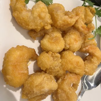 Henry's Cuisine - Fried shrimp with salted egg - Asian Fusion Near Me - Alhambra, California