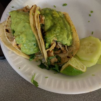 El Tenampa - Guac overload. - Mexican Near Me - Brooklyn, New York
