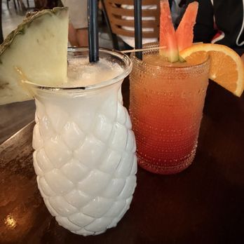 Elie’s Chinchorro - Pina colada and rum punch - Puerto Rican Near Me - Omaha, Nebraska