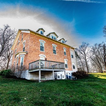 Furness Mansion - Exterior - Hotels Near Me - Chesterton, Indiana Furness Mansion - Exterior - Hotels Near Me - Chesterton, Indiana