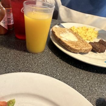 Thumbs Up Diner - My guest's breakfast. - Breakfast & Brunch Near Me - Atlanta, Georgia