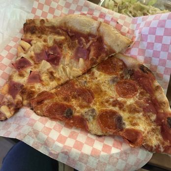 Tony's Pizzaria - Hang Ten Special - Pizza Near Me - Ventura, California
