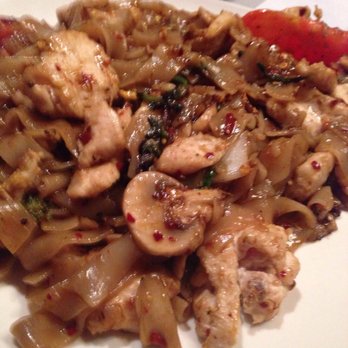 Thai Tradition - Drunken noodles - Thai Near Me - Wichita, Kansas Thai Tradition - Drunken noodles - Thai Near Me - Wichita, Kansas