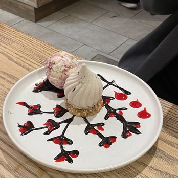 A La Mousse - Desserts Near Me - Philadelphia, Pennsylvania A La Mousse - Desserts Near Me - Philadelphia, Pennsylvania