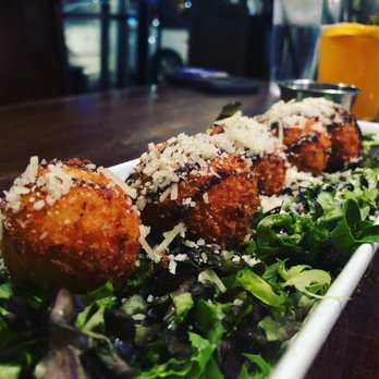 Hops Burger Bar - Burgers Near Me - Greensboro, North Carolina