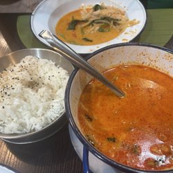Pui Thai Tapas - Pollo al Curry Rojo