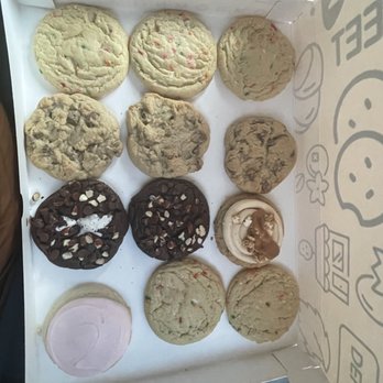 Crumbl - Menifee - Bakeries Near Me - Menifee, California