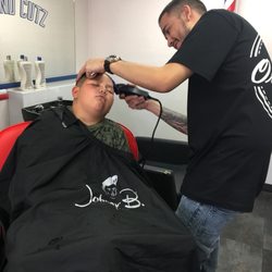 Diamond Cutz Barbershop