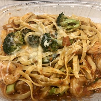 Cuvee - Fettuccine Pasta White Shrimp - nice and light! Basically just tomato sauce with shrimp, broccoli and pasta. - Salad Near Me - Los Angeles, California