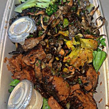 Naked Farmer - Bbq chicken, mushrooms, broccoli, brussel sprouts & salad (garlic aoli) HD - Salad Near Me - Miami, Florida Naked Farmer - Bbq chicken, mushrooms, broccoli, brussel sprouts & salad (garlic aoli) HD - Salad Near Me - Miami, Florida