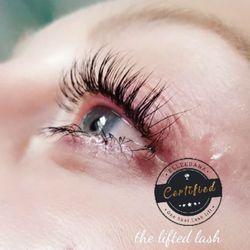 The Lifted Lash - Lash lift