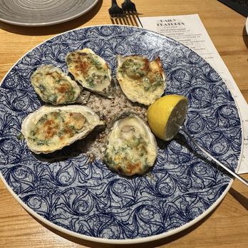Devon Seafood & Steak - Oysters that ROCK - Seafood Near Me - Oakbrook Terrace, Illinois Devon Seafood & Steak - Oysters that ROCK - Seafood Near Me - Oakbrook Terrace, Illinois