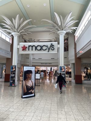 Pembroke Lakes Mall by null