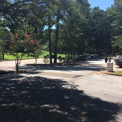 Tobie Grant Recreation Center - Parking lot