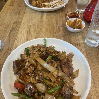 Super Thai Cuisine - Thai Near Me - Austin, Texas