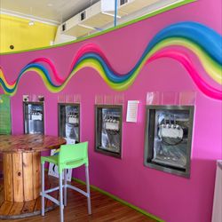 Swirlee's Frozen Yogurt